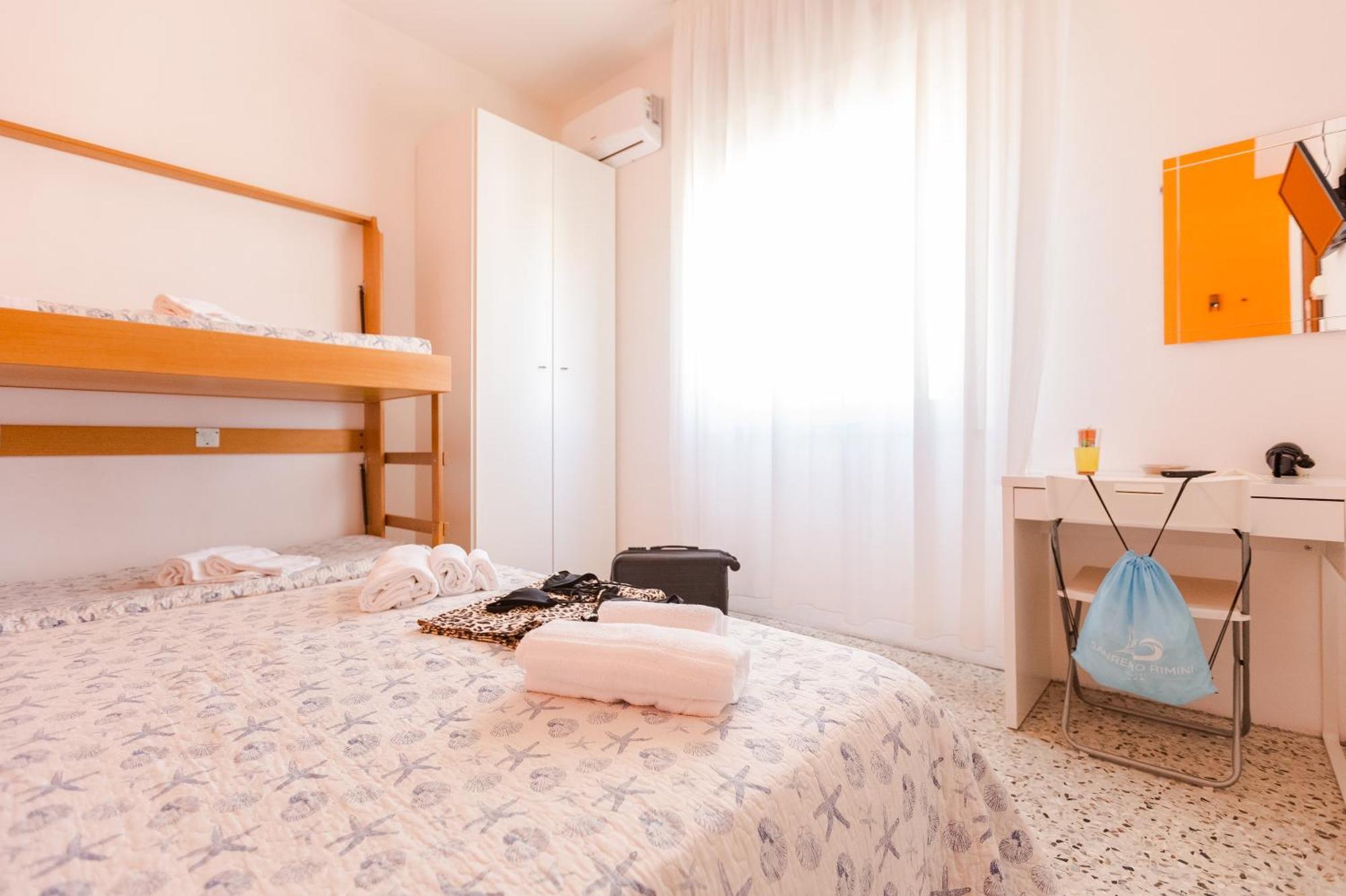 Hotel Sanremo Rimini Oda fotoğraf